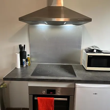 Wifi - Parking - Appartement T2 Renove A Orvault Orvault
